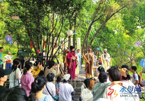 九龙证券 蓬莱阁景区逆势破局暑期接待游客量增长23%